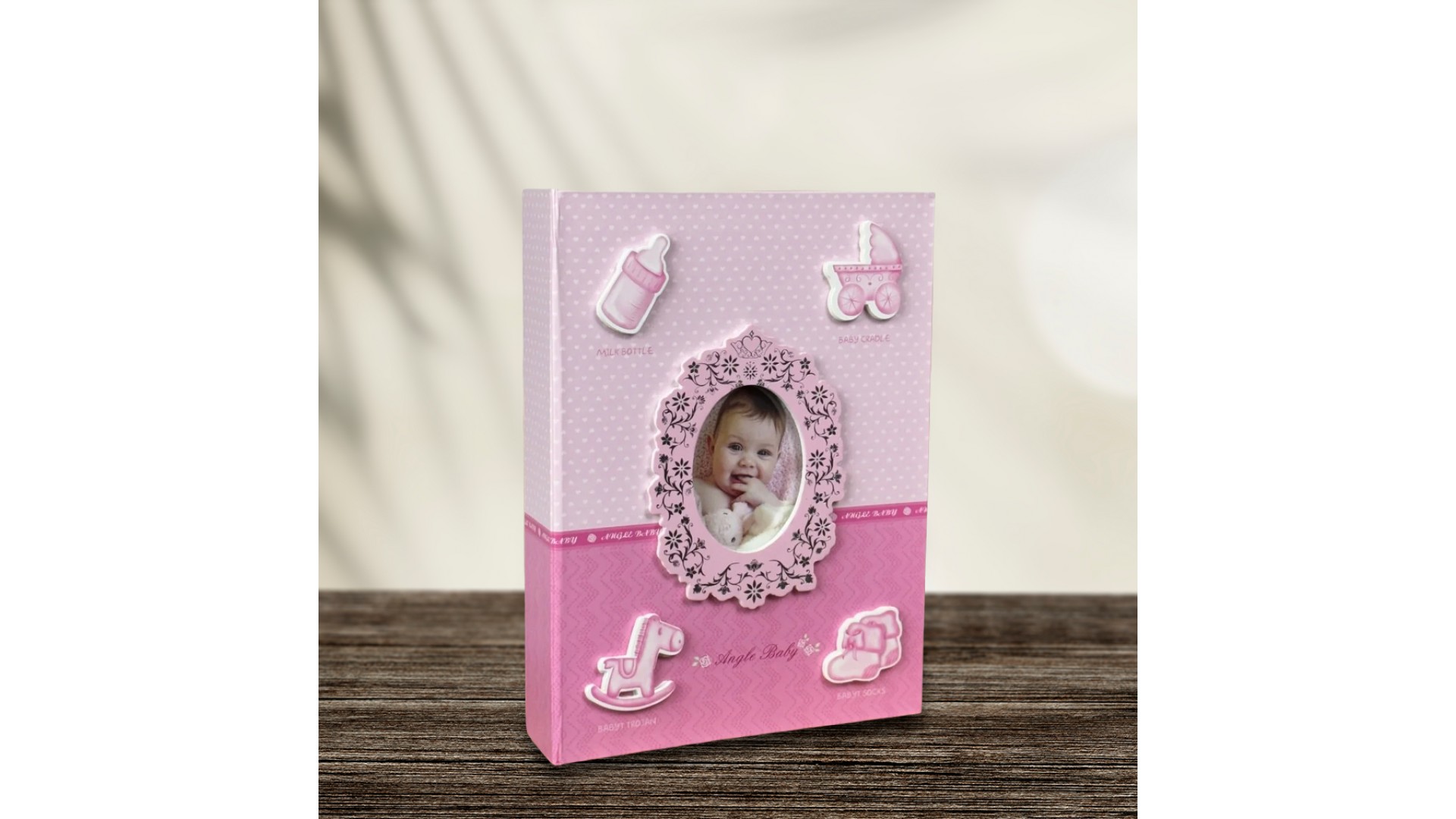 Kişiye özel çocuk fotoğraf albümü – renkli ve dayanıklı tasarım