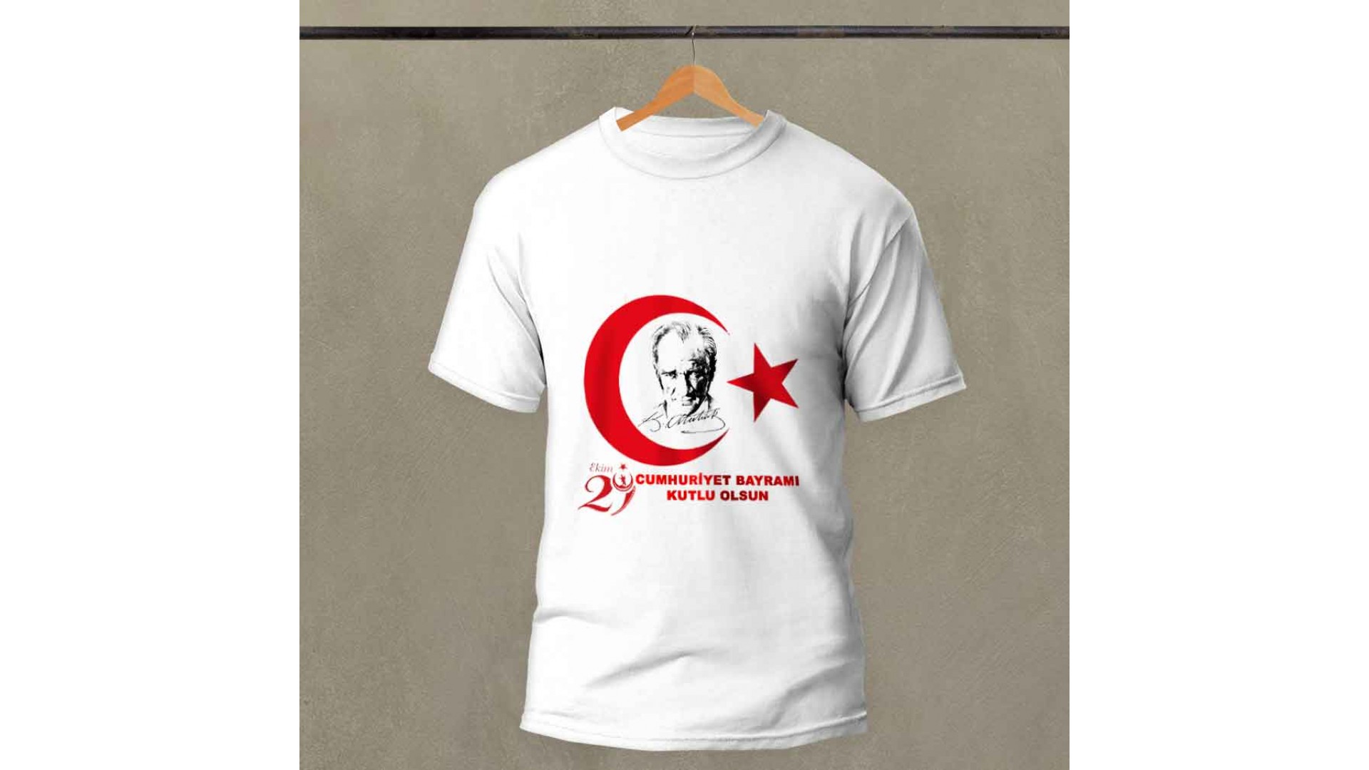 29 Ekim Cumhuriyet Bayramı baskılı pamuk-polyester beyaz t-shirt