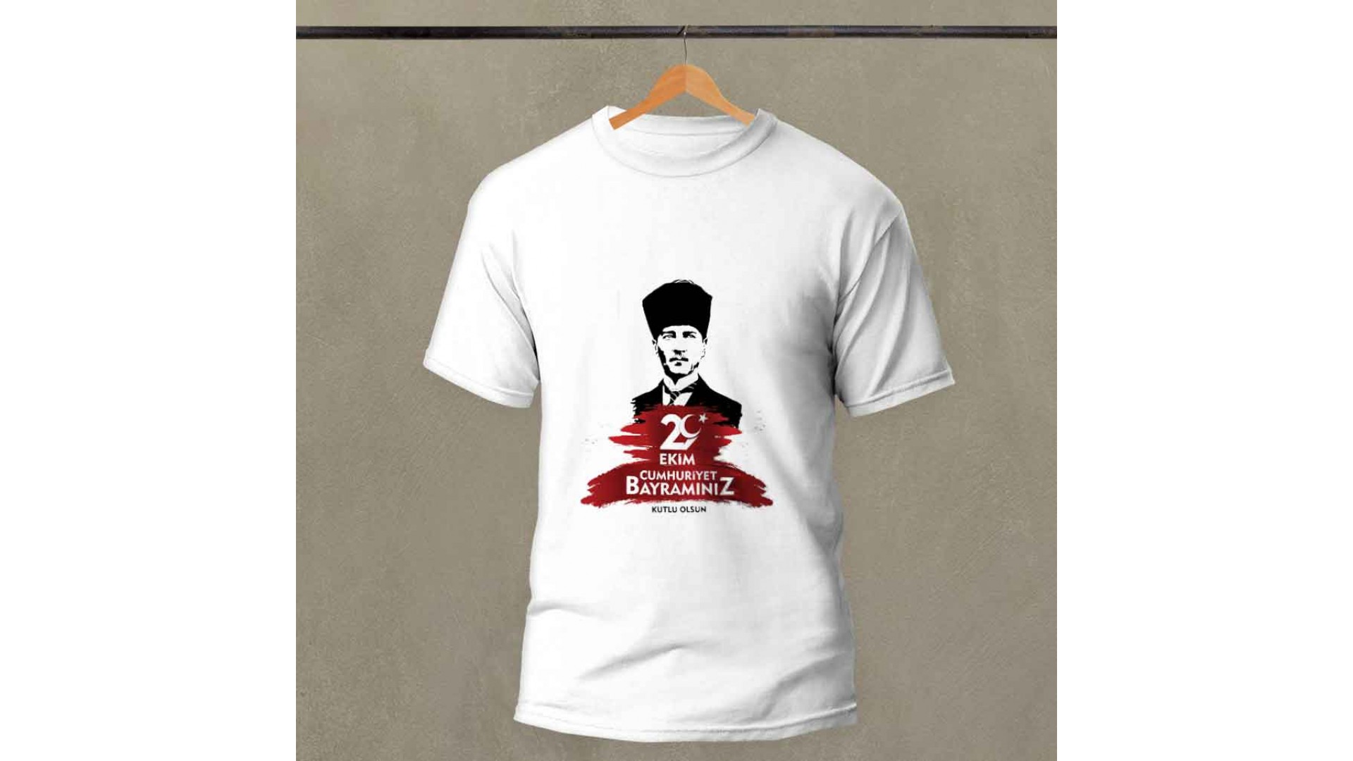 29 Ekim Cumhuriyet Bayramı baskılı pamuk-polyester beyaz t-shirt